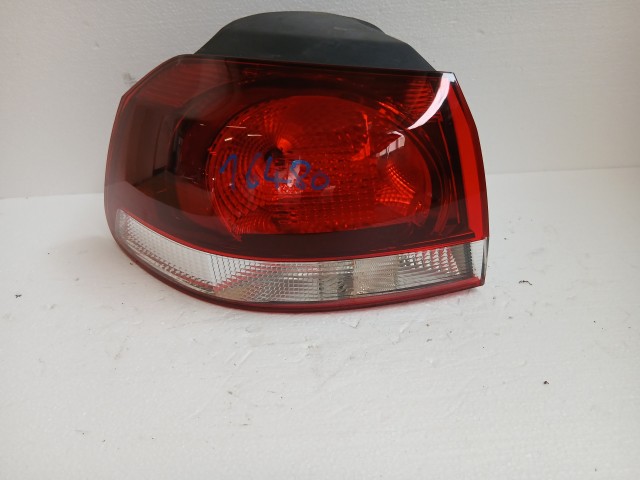 16480 Volkswagen Golf 6 Bal hátsó Lámpa