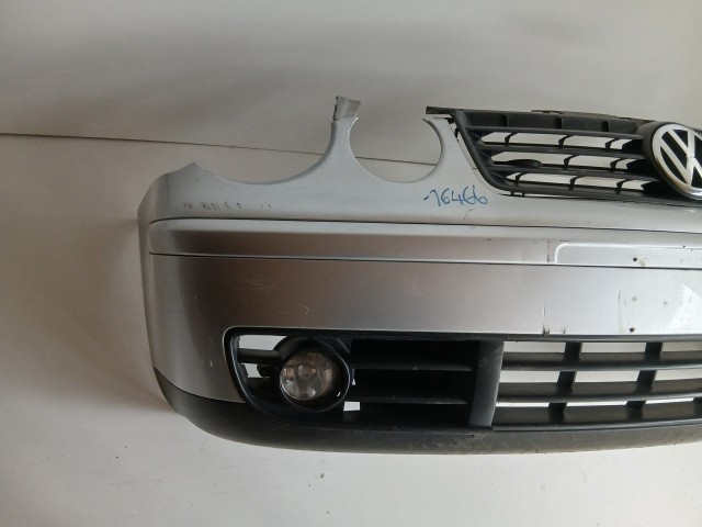 16466 Volkswagen Polo IV 2002-2005 Első Lökhárító Ezüst La7w