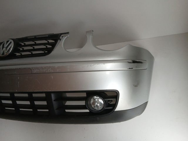 16466 Volkswagen Polo IV 2002-2005 Első Lökhárító Ezüst La7w