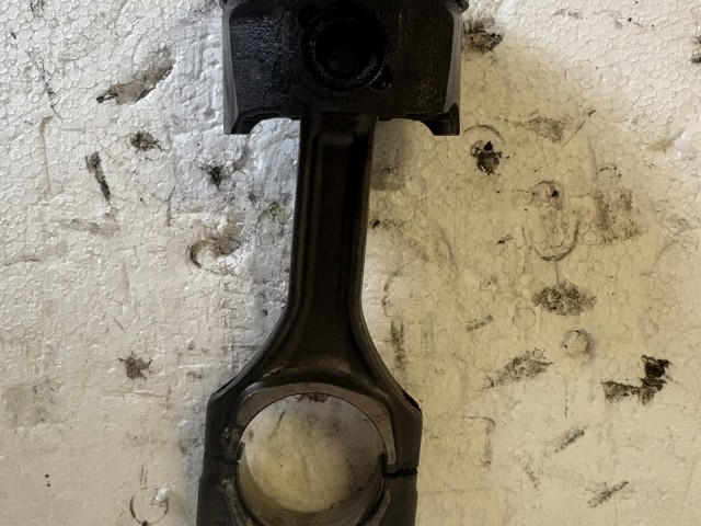 Opel Astra J 1.6 Cdti B16dtl Dugattyú hajtókarral