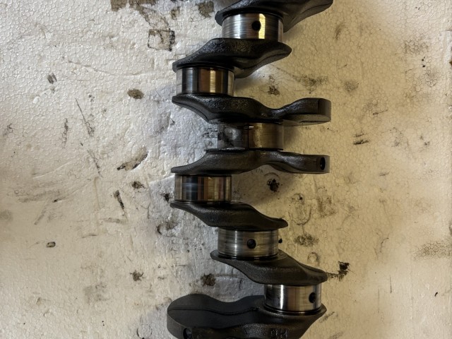 Opel Astra J B16dtl 1.6 Cdti Főtengely