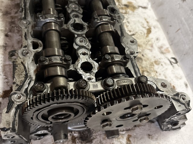 Opel Astra J 1.6 Cdti B16dtl Hengerfej