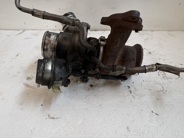 Opel Astra J B16dtl Turbó