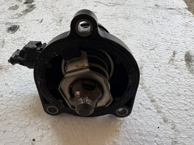 Opel Astra J A14xer Termosztát