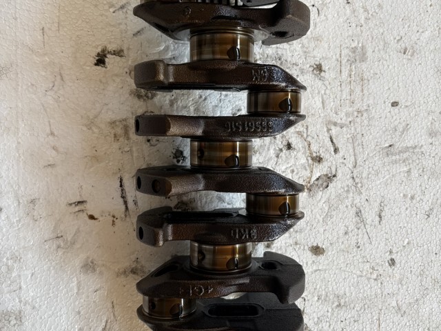 Opel Corsa D Astra J a14xer Főtengely