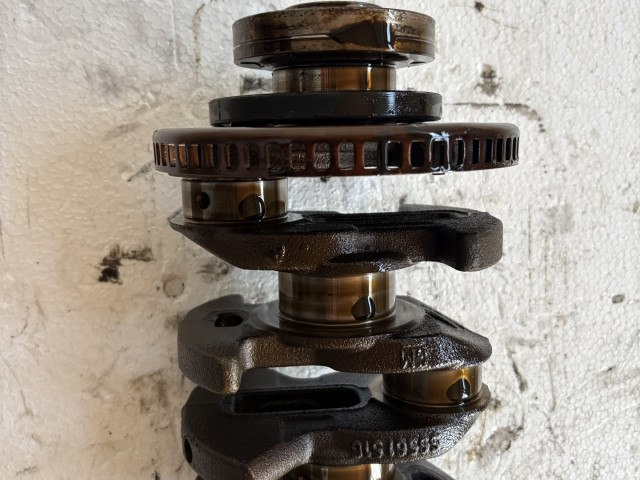 Opel Corsa D Astra J a14xer Főtengely