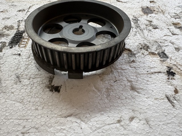 Opel Astra J 1.7cdti  Vezérműkerék Vezérműtengely fogaskerék