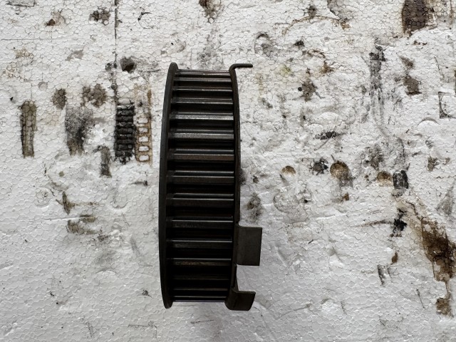 Opel Astra J 1.7cdti  Vezérműkerék Vezérműtengely fogaskerék