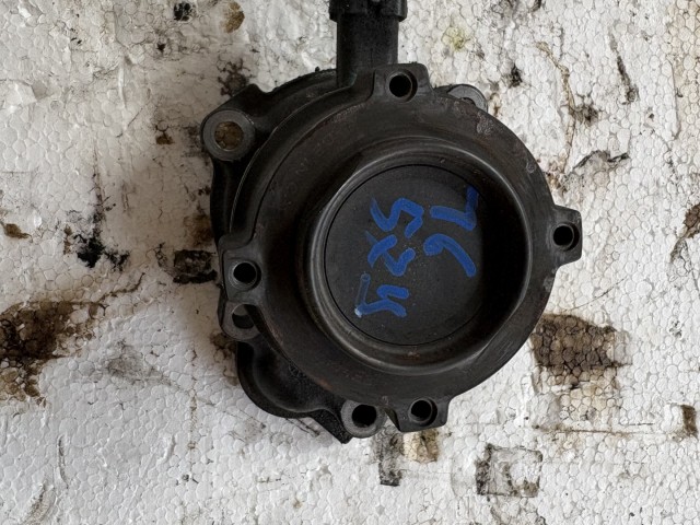 Opel Astra J 1.7 Cdti A17dte Vízpumpa