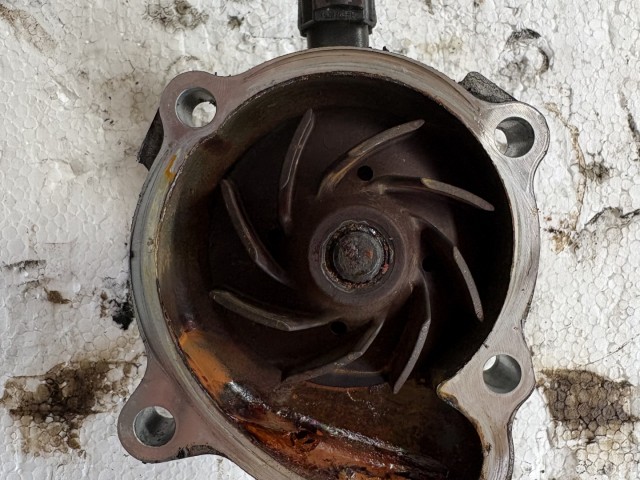 Opel Astra J 1.7 Cdti A17dte Vízpumpa