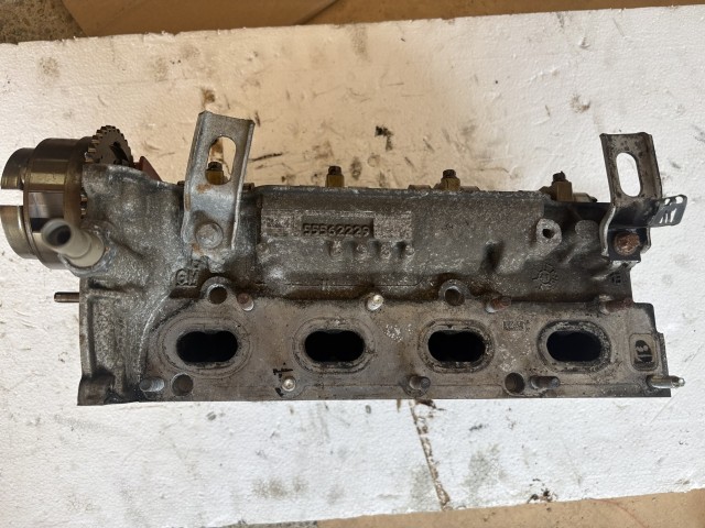 Opel Corsa D A12Xer Hengerfej