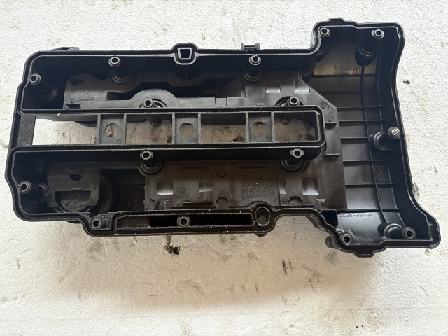 Opel Corsa D  Szelepfedél