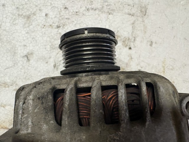 Opel Corsa D 1.3 D A13dtc 2006-2014 Generátor