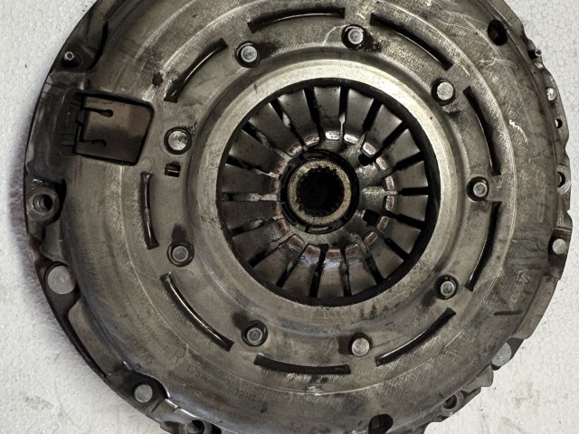 Opel Astra J 1.6 Cdti B16dtl kettős tömegű lendkerék szett