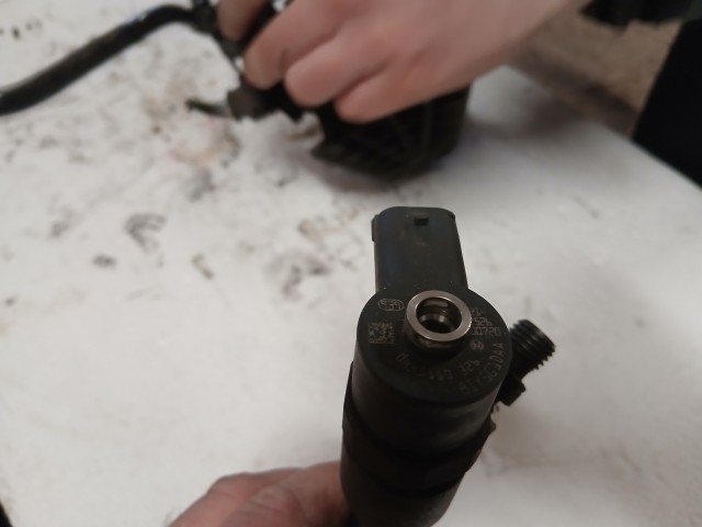 Opel Corsa D 2006-2014 Porlasztó Használt