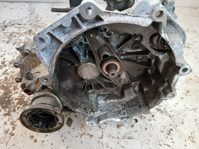 Volkswagen Polo 6r 2009-2017 Váltó Használt 88000 Cgg 