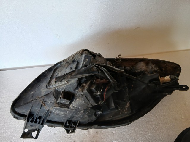 16616 Toyota Yaris II. Bal első Lámpa Fényszóró