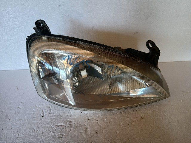 16615 Opel Corsa C Jobb első Lámpa Fényszóró