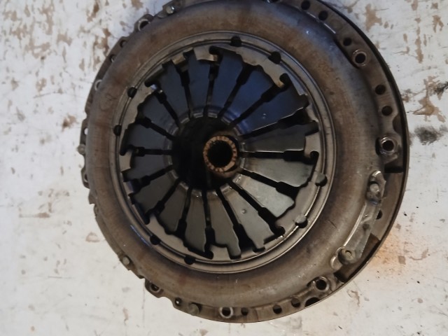 Opel Astra H 1.3 cdti kettős tömegű lendkerék szett  Z13dth motorkód