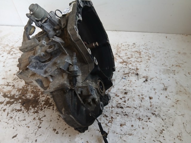 Opel Zafira B 1.9 m32 Váltó 176000 km 6 sebességes 