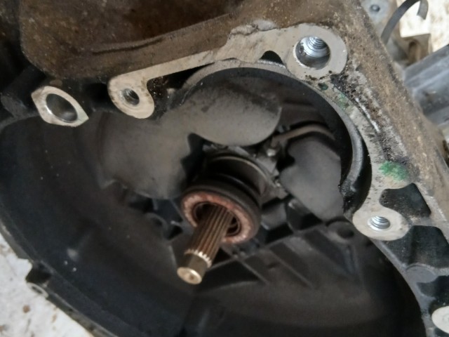 Opel Zafira B 1.9 m32 Váltó 176000 km 6 sebességes 