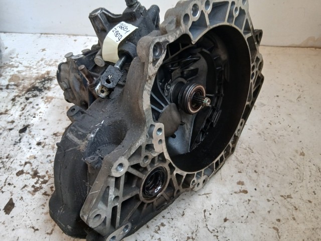 Opel Corsa D 1.3 Cdti Váltó 165000 Z13dtj motórkóddal