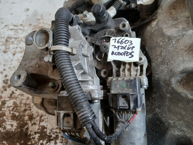 Opel Corsa C 1.2 Benzin 2004 z12xep Automata Váltó 77600 km