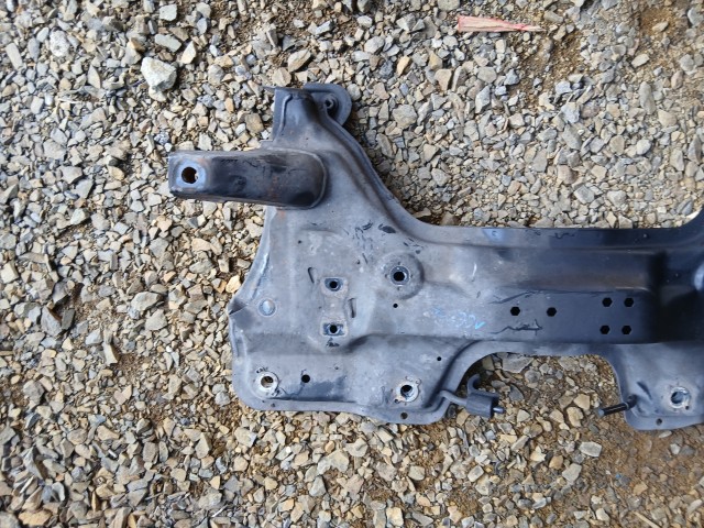 Opel Corsa D 2006-2014 Bölcső Használt