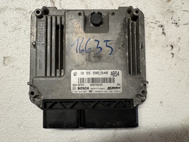 Opel Insignia 2008-2016 Motorvezérlő Használt   