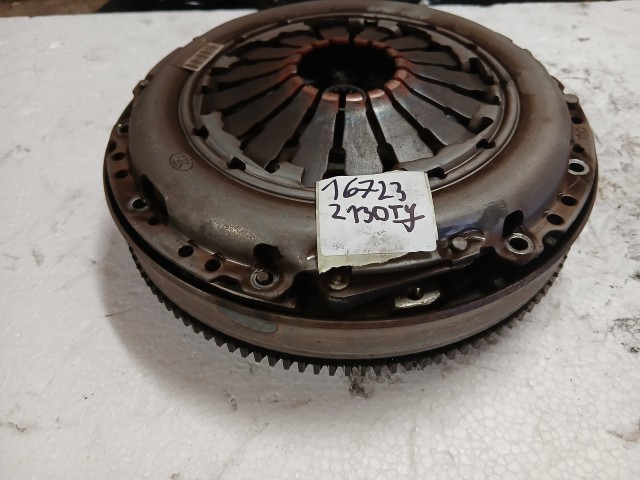 Opel Corsa D 1.3 cdti kettős tömegű lendkerék szett  Z13dtj