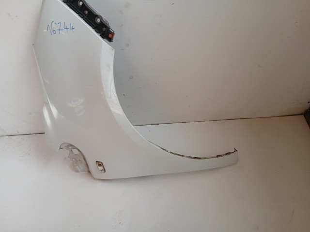 16744 Opel Meriva B 2010-2017 Sárvédő Használt Fehér Y40r