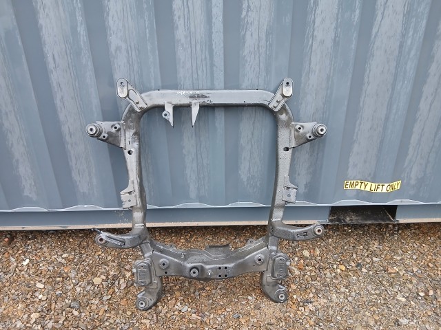 Opel Meriva B Bölcső