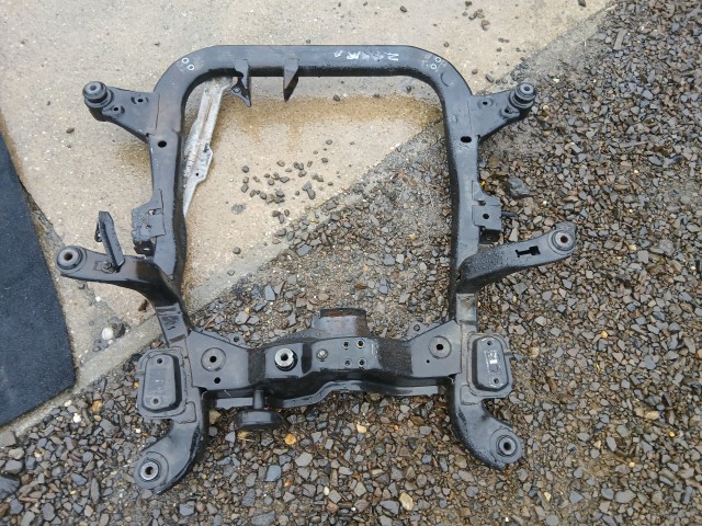 Opel Zafira B  Bölcső