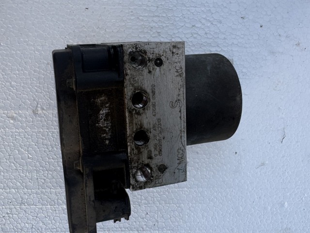 Nissan Almera II. N16  (2000-2007) 2000-2007 Abs kocka Használt   