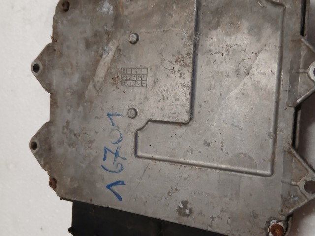 Opel Corsa D 2006-2014 Motorvezérlő Használt   