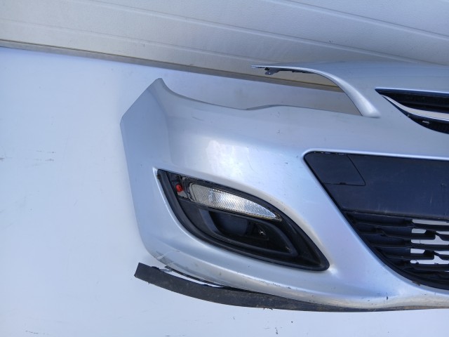 16851 Opel Astra J 2013-2017 első  Lökhárító Babakék