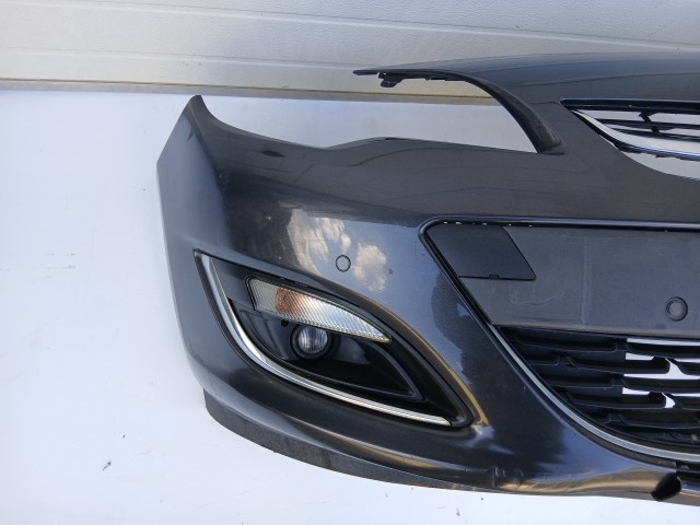 16853 Opel Astra J 2013-20157első Lökhárító Grafit Z190