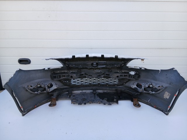 16855 Opel Astra J 2013-2017 első Lökhárító Fehér Y40r