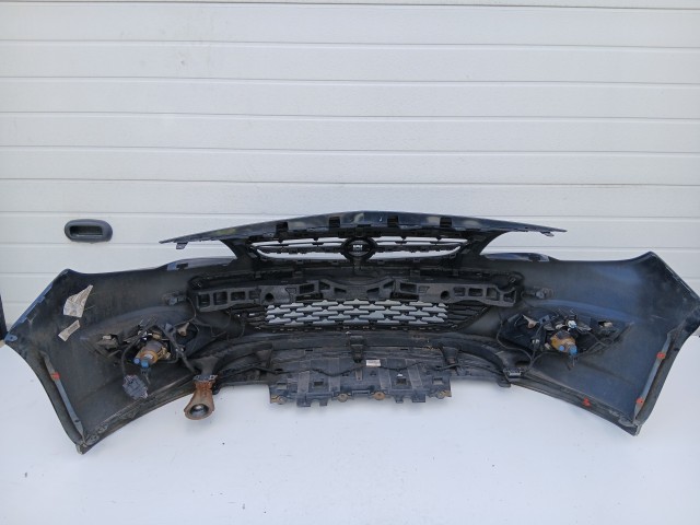 16856 Opel Astra J 20012-2017 első Lökhárító Fekete Z22c Facelift