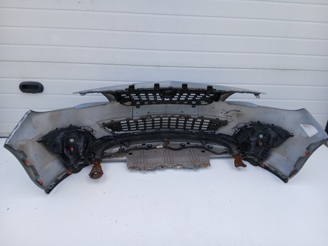 16857 Opel Astra J 2009-2012 első  Lökhárító Szürke Z179