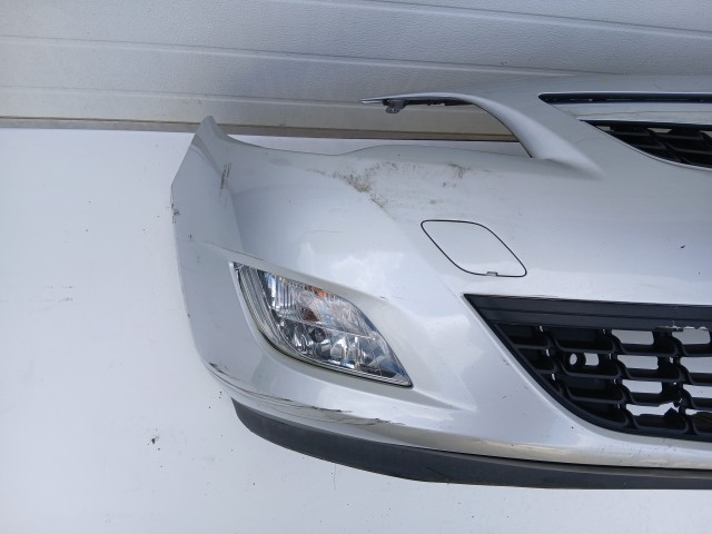 16859 Opel Astra J 2009-2012 első Lökhárító Ezüst Z176