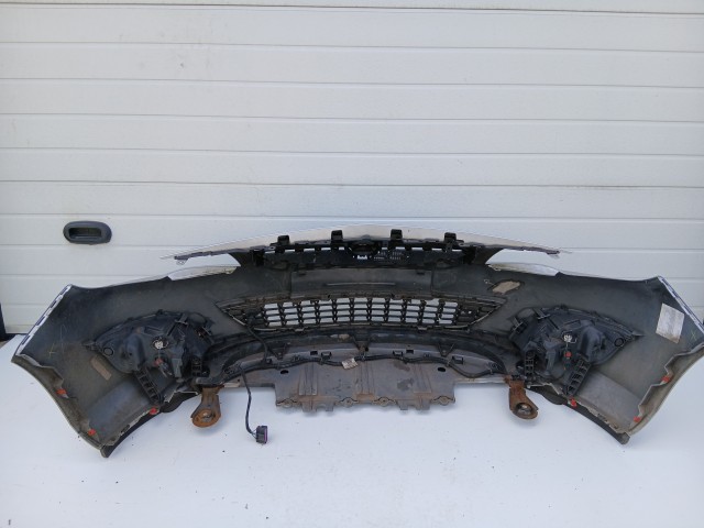 16859 Opel Astra J 2009-2012 első Lökhárító Ezüst Z176