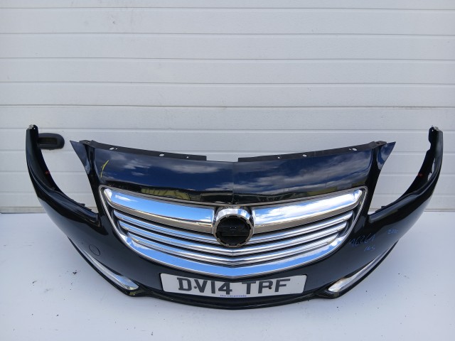16861 Opel Insignia Facelift első Lökhárító Fekete Z22c