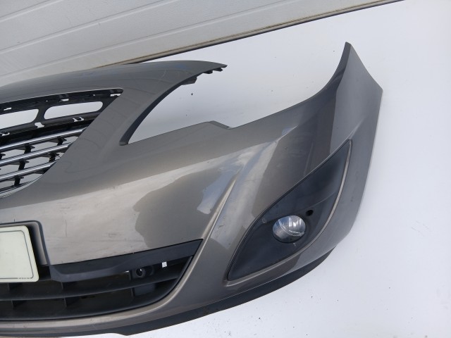 16865 Opel Meriva B 2010-2017 első Lökhárító Barna  Z40w