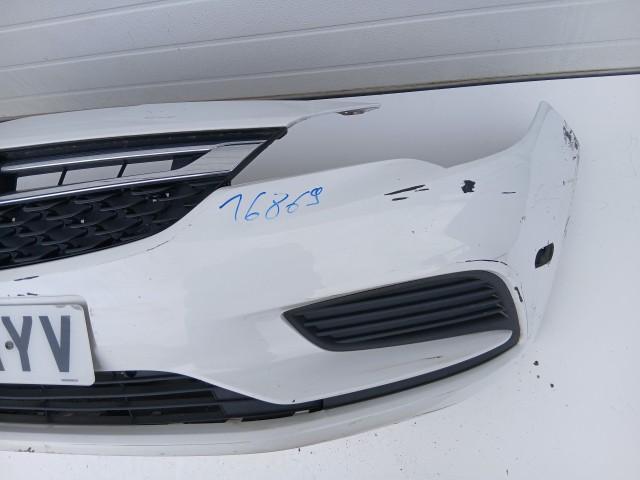 16869 Opel Astra K 2015-2021 első Lökhárító Fehér Z40r