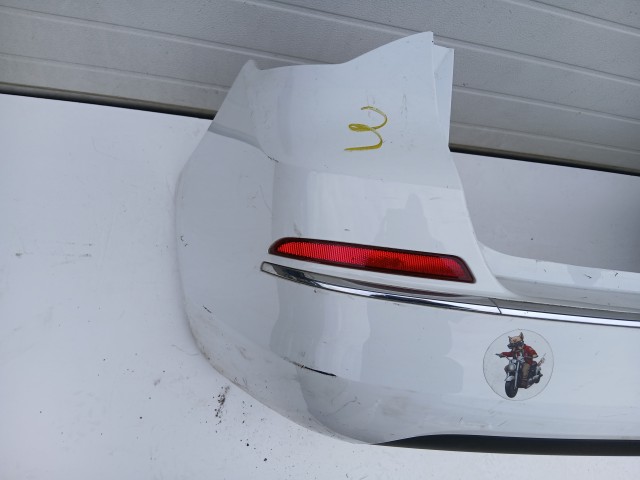 16880 Opel Astra J kombi hátsó Lökhárító Használt  Fehér radaros