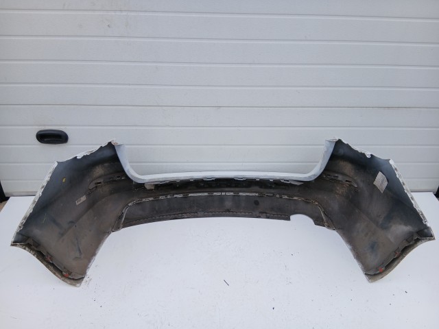 16880 Opel Astra J kombi hátsó Lökhárító Használt  Fehér radaros