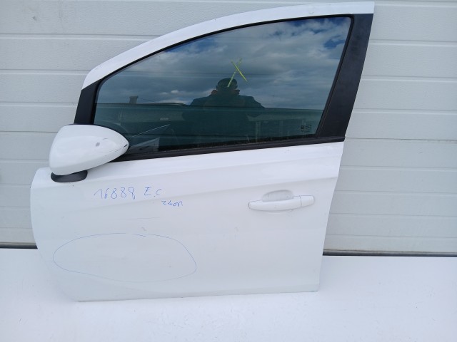 16888 Opel Corsa E Bal első Ajtó Használt Fehér