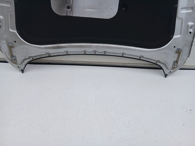 16901 Opel Astra J 2009-2015 Motorháztető Használt Ezüst Z176 