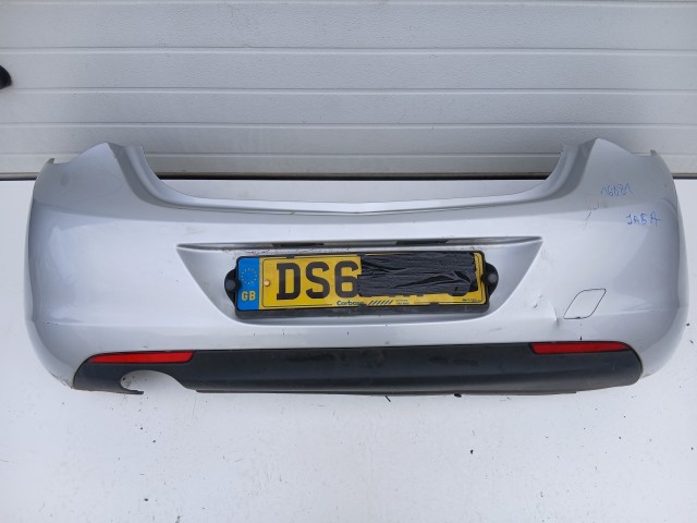 16881 Opel Astra J 2009-2015 hátsó Lökhárító Használt Ezüst 5 ajtós